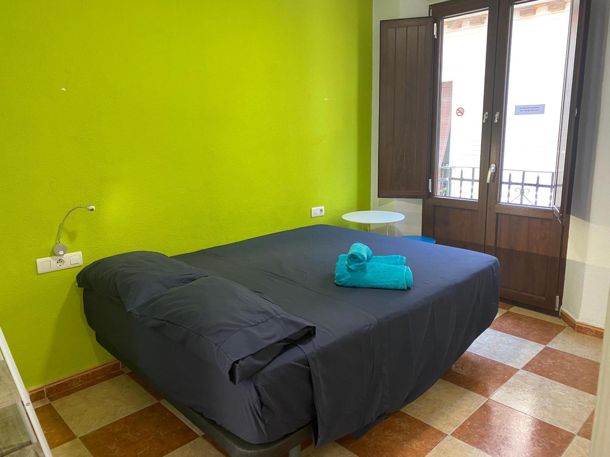 Oh! My Hostel Granada Bagian luar foto